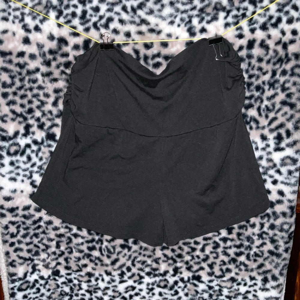 Maternity stretch shorts